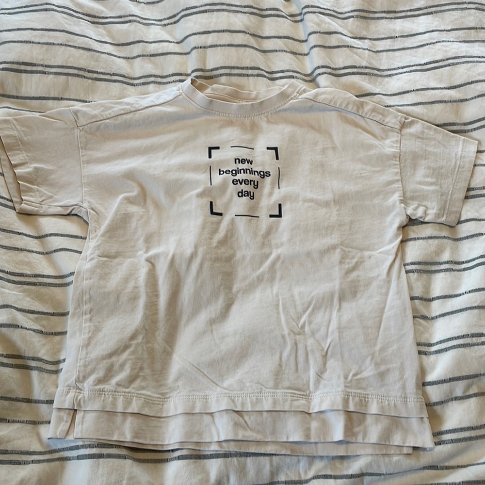 Zara Graphic Tee sz 6